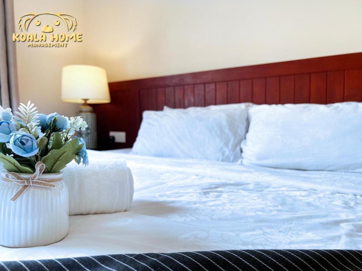 Riviera By Owner Apartemen *